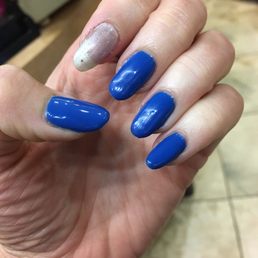 It's bumpy and I've never had a bad gel done like this before It's bumpy and I've never had a bad gel done like this before