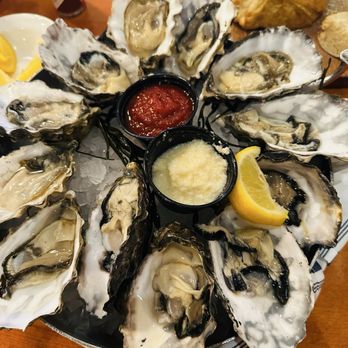 Market Broiler - Riverside - 12 Oysters on the Half Shell - Seafood Near Me - Riverside, California Market Broiler - Riverside - 12 Oysters on the Half Shell - Seafood Near Me - Riverside, California
