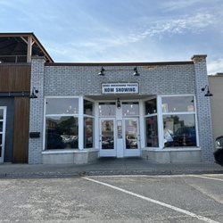 Cooks Underground - Outside view