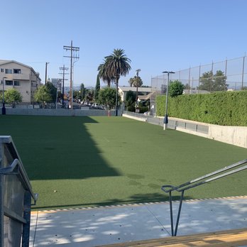 St Thomas School - The grass - Elementary Schools Near Me - Los Angeles, California St Thomas School - The grass - Elementary Schools Near Me - Los Angeles, California