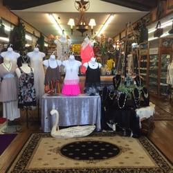 Sylvesters Western Wear - Large selection at good prices!