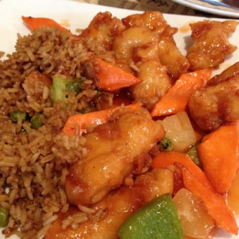 Leo's Kitchen - Sweet and Sour Chicken! Crispy crunchy in super sauce! - Chinese Near Me - Roseville, California