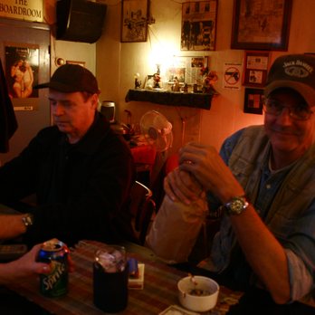 Lamplighter Lounge - Dive Bars Near Me - Memphis, Tennessee