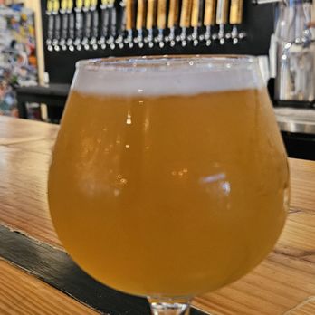Bowigens Beer Company - Mantis Mayhem hazy IPA 6.5% ABV... smooth and all day crushable - Breweries Near Me - Casselberry, Florida Bowigens Beer Company - Mantis Mayhem hazy IPA 6.5% ABV... smooth and all day crushable - Breweries Near Me - Casselberry, Florida