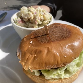 Rialto Cafe - Mushroom burger - Breakfast & Brunch Near Me - Fullerton, California