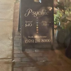 North Shore Psychic - Outside sign
