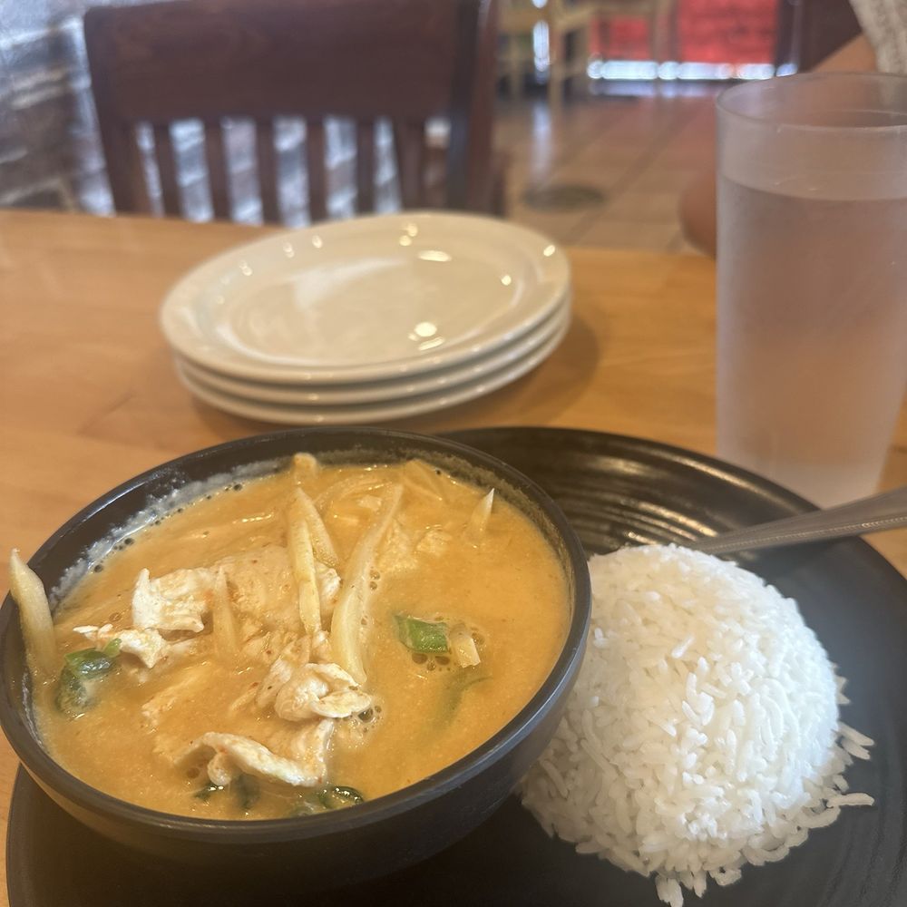 Bangkok BBQ - Lunch Curry chicken - Thai Near Me - Walnut, California Bangkok BBQ - Lunch Curry chicken - Thai Near Me - Walnut, California