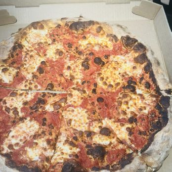 Rize Pizza - Pizza Near Me - Broomall, Pennsylvania