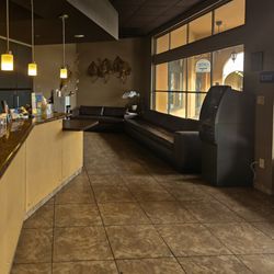 Happy Head Foot Reflexology and Massage Spa - Rancho San Diego - Happy Head Massage reception room.
