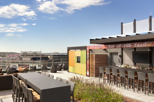 Top of the Yard Rooftop Bar & Bites by null