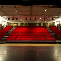 Théatre de Suresnes Jean Vilar - Salle Aéroplane (300 places)