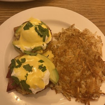 Okey Dokey Bar and Grill - Eggs Benedict - American Near Me - Omaha, Nebraska Okey Dokey Bar and Grill - Eggs Benedict - American Near Me - Omaha, Nebraska