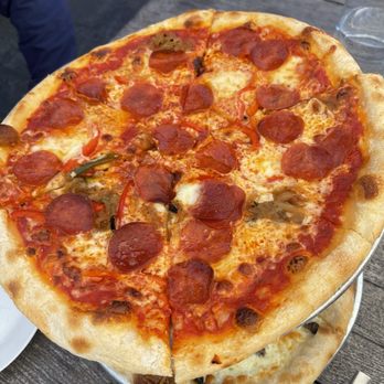 Tamalpie Pizzeria - " 12" Railroad Grade Pizza - Pizza Near Me - Mill Valley, California Tamalpie Pizzeria - " 12" Railroad Grade Pizza - Pizza Near Me - Mill Valley, California
