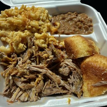 Benny Backyard BBQ - Caterers Near Me - Lowell, Massachusetts