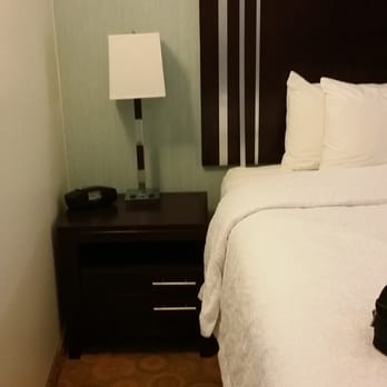 Hampton Inn Livermore - That's a little tight for my taste. - Hotels Near Me - Livermore, California Hampton Inn Livermore - That's a little tight for my taste. - Hotels Near Me - Livermore, California