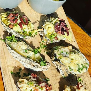 Snoopy's Pier - Baked oysters - Seafood Near Me - Corpus Christi, Texas