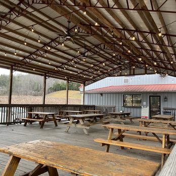 Phil's Bar-B-Que Pit - Covered outdoor patio - Barbeque Near Me - Black Mountain, North Carolina Phil's Bar-B-Que Pit - Covered outdoor patio - Barbeque Near Me - Black Mountain, North Carolina