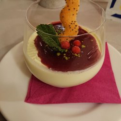 Hôtel Restaurant La Neyrette - L'un des desserts racontés :o)