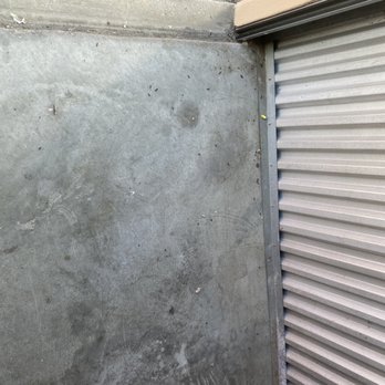 Security Public Storage - Rat feces and urine - Self Storage Near Me - Modesto, California