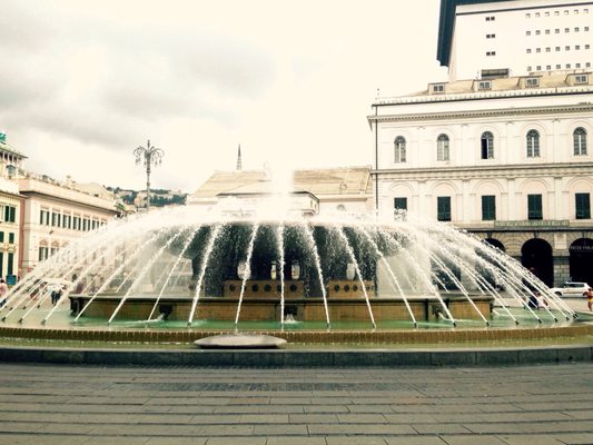 Piazza De Ferrari by null