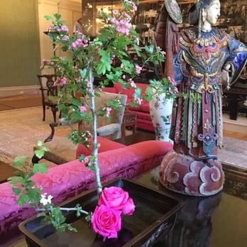 Filoli - Inside the house's reception room with an oriental theme - Botanical Gardens Near Me - Woodside, California