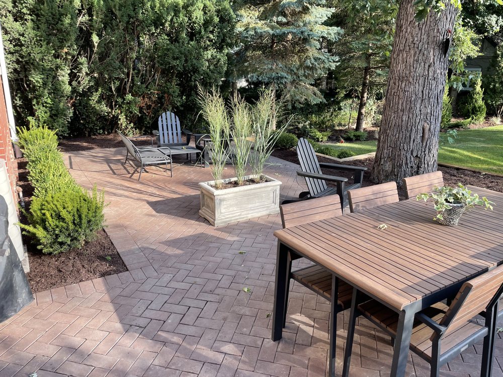 SUPER PRO LANDSCAPES Updated September 2024 Darien, Illinois