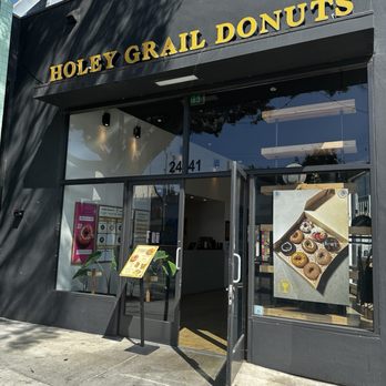 Holey Grail Donuts - Entrance - Donuts Near Me - Santa Monica, California Holey Grail Donuts - Entrance - Donuts Near Me - Santa Monica, California