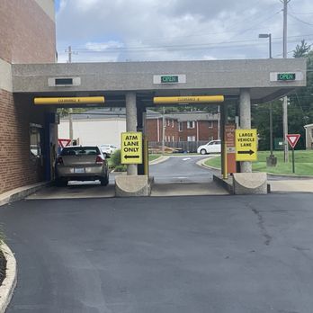 Transcend Credit Union - Buechel branch drive thru. - Banks & Credit Unions Near Me - Louisville, Kentucky Transcend Credit Union - Buechel branch drive thru. - Banks & Credit Unions Near Me - Louisville, Kentucky