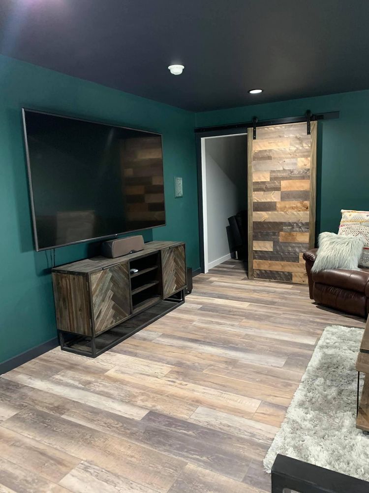 Slide of The Hollomon Group