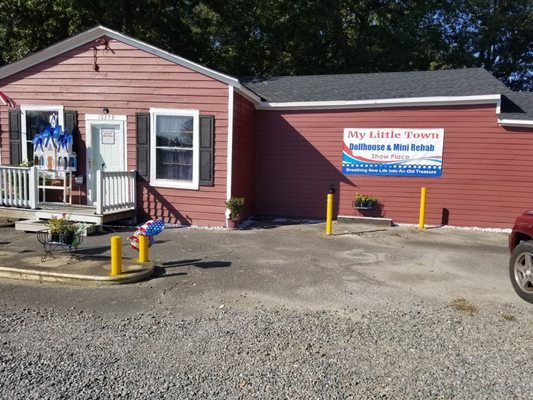 My Little Town-Dollhouse & Miniatures Showplace by null