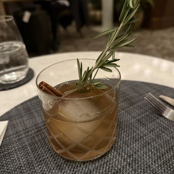 Delta One Lounge - Spiced Old Fashioned (from the thanksgiving menu) - Airport Lounges Near Me - Los Angeles, California Delta One Lounge - Spiced Old Fashioned (from the thanksgiving menu) - Airport Lounges Near Me - Los Angeles, California