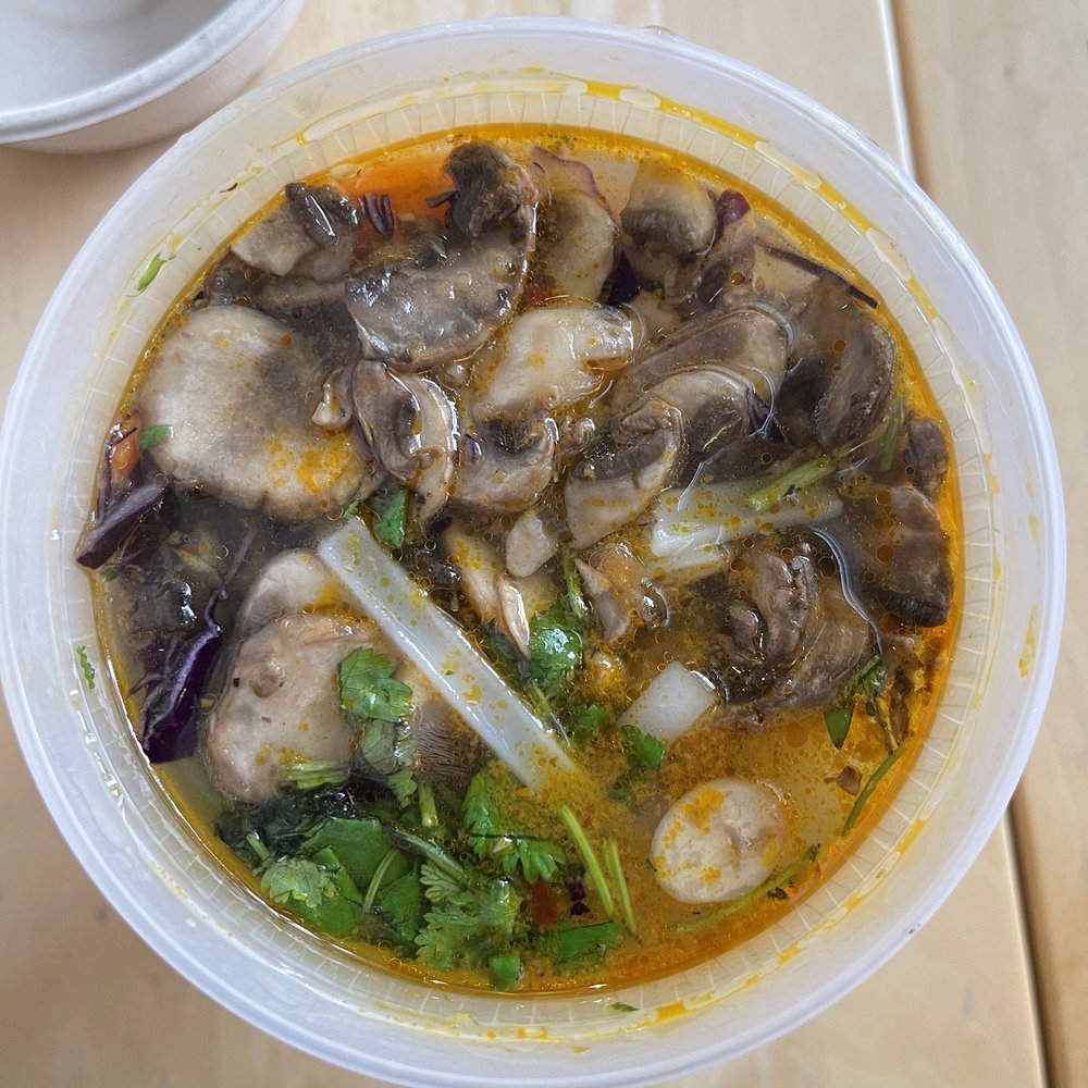 Freshii - Large Spicy Lemongrass Soup - Vegetarian Near Me - Guelph, Ontario Freshii - Large Spicy Lemongrass Soup - Vegetarian Near Me - Guelph, Ontario