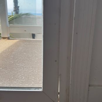 Capri Laguna - This door is fully closed and latched. - Hotels Near Me - Laguna Beach, California Capri Laguna - This door is fully closed and latched. - Hotels Near Me - Laguna Beach, California