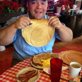 Billy Gail's - Cold not finish it all. - American Near Me - Branson, Missouri
