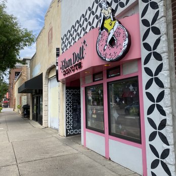Glam Doll Donuts - Donuts Near Me - Minneapolis, Minnesota Glam Doll Donuts - Donuts Near Me - Minneapolis, Minnesota