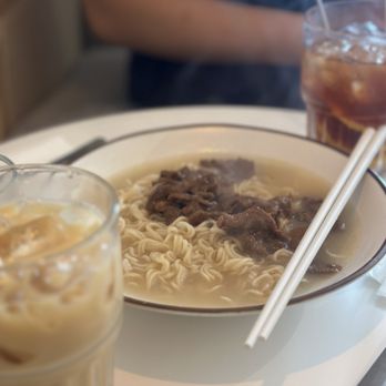 Sammi - Beef satay noodles - Breakfast & Brunch Near Me - Toronto, Ontario
