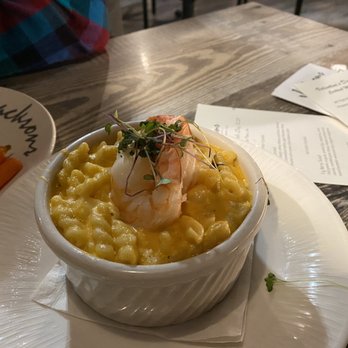 Jacksons Restaurant + Bar - Shrimp and crab Mac n cheese - New American Near Me - Monaca, Pennsylvania