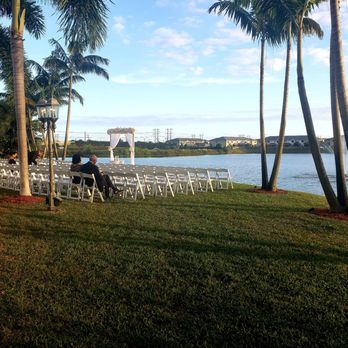 Vista Lago Ballroom - Party & Event Planning Near Me - Miami, Florida