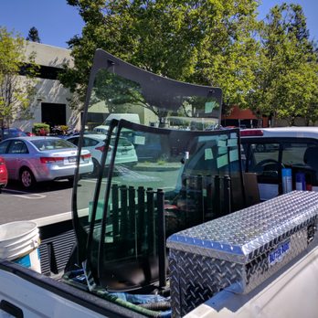 EParamount Auto Glass - Their car. - Auto Glass Services Near Me - Berkeley, California