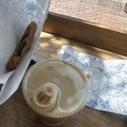 Chocolate chip cookie and banana pudding iced latte Chocolate chip cookie and banana pudding iced latte