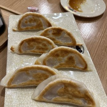 Fuwa Dumpling 福娃餃子 - 6. Pot Stickers / 鍋貼 - Chinese Near Me - San Francisco, California Fuwa Dumpling 福娃餃子 - 6. Pot Stickers / 鍋貼 - Chinese Near Me - San Francisco, California