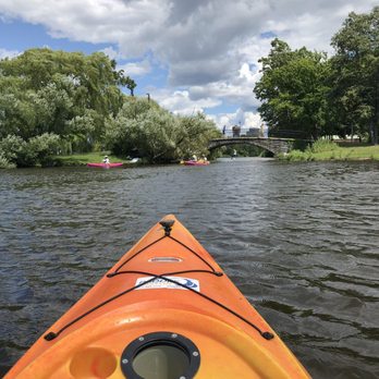 Paddle Boston: Cambridge at Kendall Sq. - Rafting/Kayaking Near Me - Cambridge, Massachusetts Paddle Boston: Cambridge at Kendall Sq. - Rafting/Kayaking Near Me - Cambridge, Massachusetts