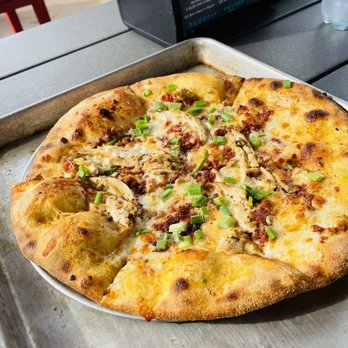 2 Silos Brewing - Buffalo Chicken Bacon Ranch - Brewpubs Near Me - Manassas, Virginia