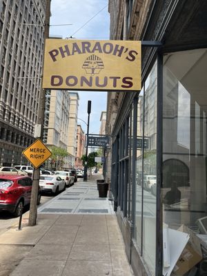 Pharaohs Donuts by null