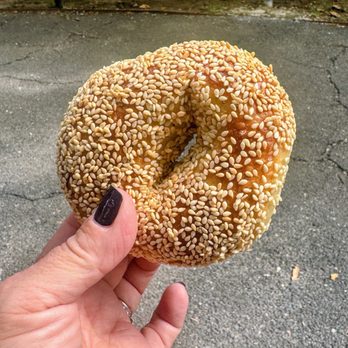 PopUp Bagels - The most perfect sesame bagel - Bagels Near Me - New York, New York PopUp Bagels - The most perfect sesame bagel - Bagels Near Me - New York, New York