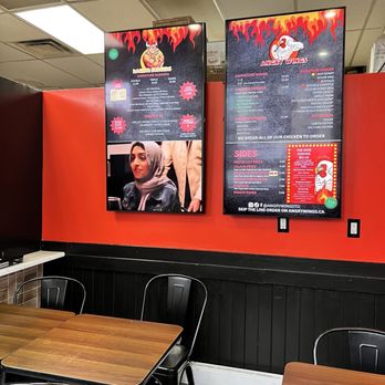 Angry Wings - Interior - Chicken Wings Near Me - Richmond Hill, Ontario