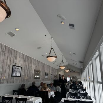 Howard's Seafood Restaurant - Seafood Near Me - Beach Haven Gardens, New Jersey Howard's Seafood Restaurant - Seafood Near Me - Beach Haven Gardens, New Jersey