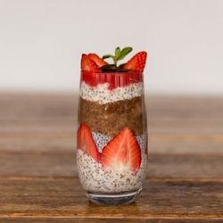 Jalapeño - Strawberry-Chili-Chocolate (mit Kakaopulver, Banane, Erdbeeren, Chili, Schokosplitter, Espresso)