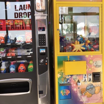 Clover Laundry - Having some fun while the clothes are drying - Laundromat Near Me - Lakewood, California