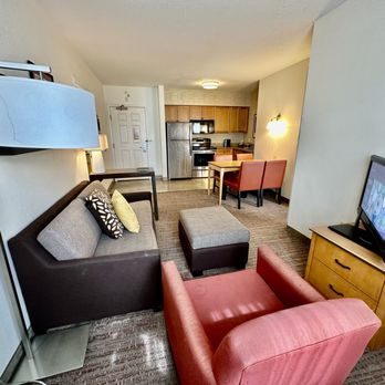 Residence Inn by Marriott Frederick - Two Bedroom Suite - September 16, 2024 - Hotels Near Me - Frederick, Maryland Residence Inn by Marriott Frederick - Two Bedroom Suite - September 16, 2024 - Hotels Near Me - Frederick, Maryland